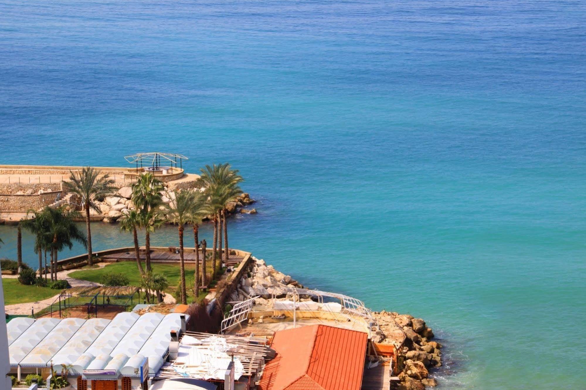 Rivoli Palace Hotel Jounieh Buitenkant foto